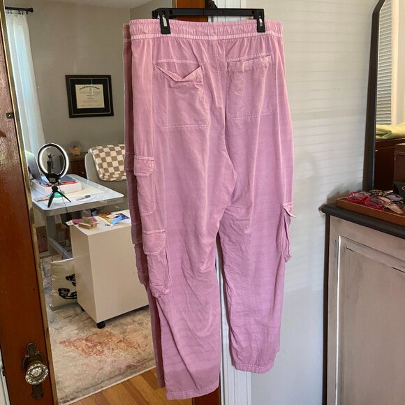 Old Navy Women's Wide Leg Drawstring Cargo Pants in Clary Sage [XL] - Picture 5 of 6